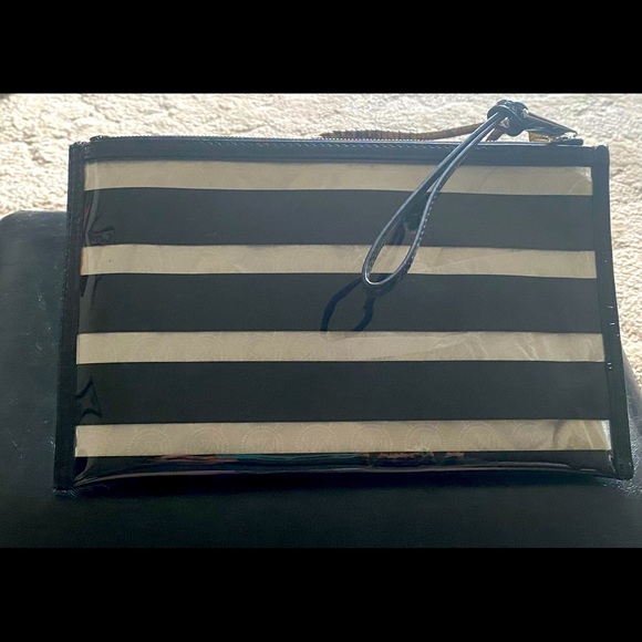 Michael Kors Clear Clutch - Picture 3 of 3